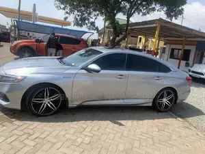 Honda Accord Touring 2.0T 2022 Silver