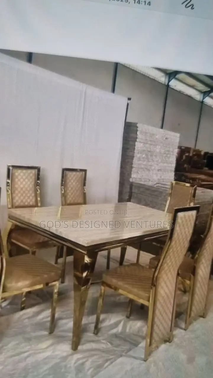 Nice Looking 6 Seater Marble Dining Set