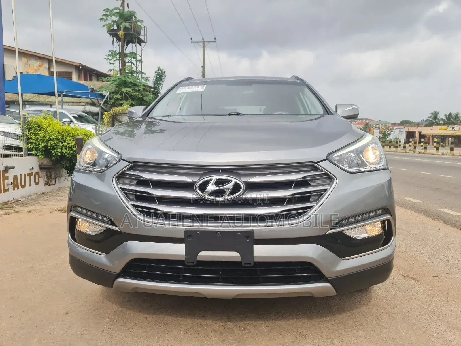 Hyundai Santa Fe SE AWD 2017 Gray