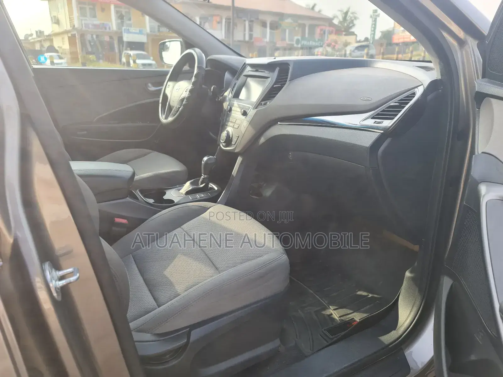 Hyundai Santa Fe SE AWD 2017 Gray