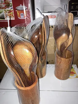 7pcs Polished Wooden Ladles Set