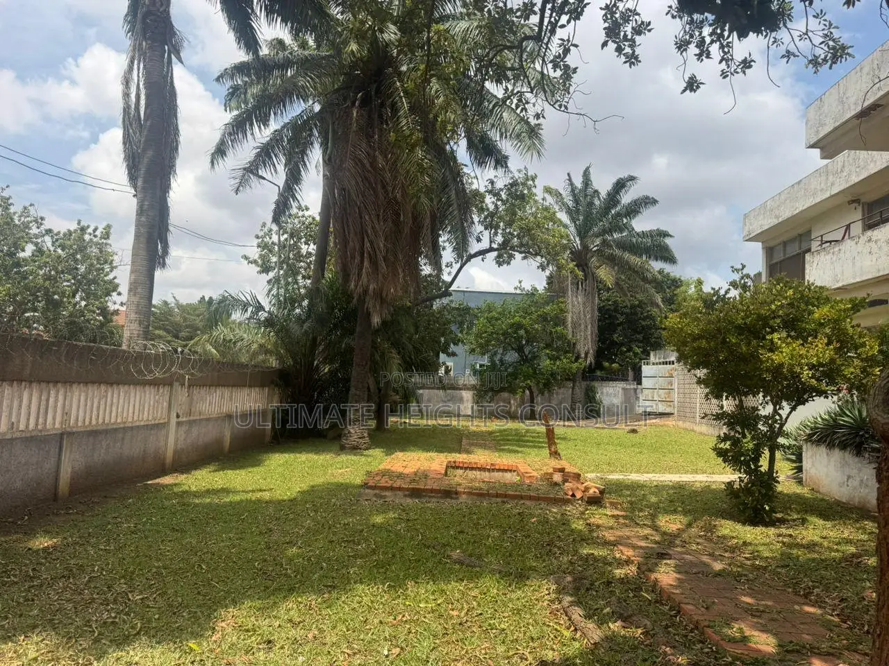 6 Plots of Land for Sale at Tesano
