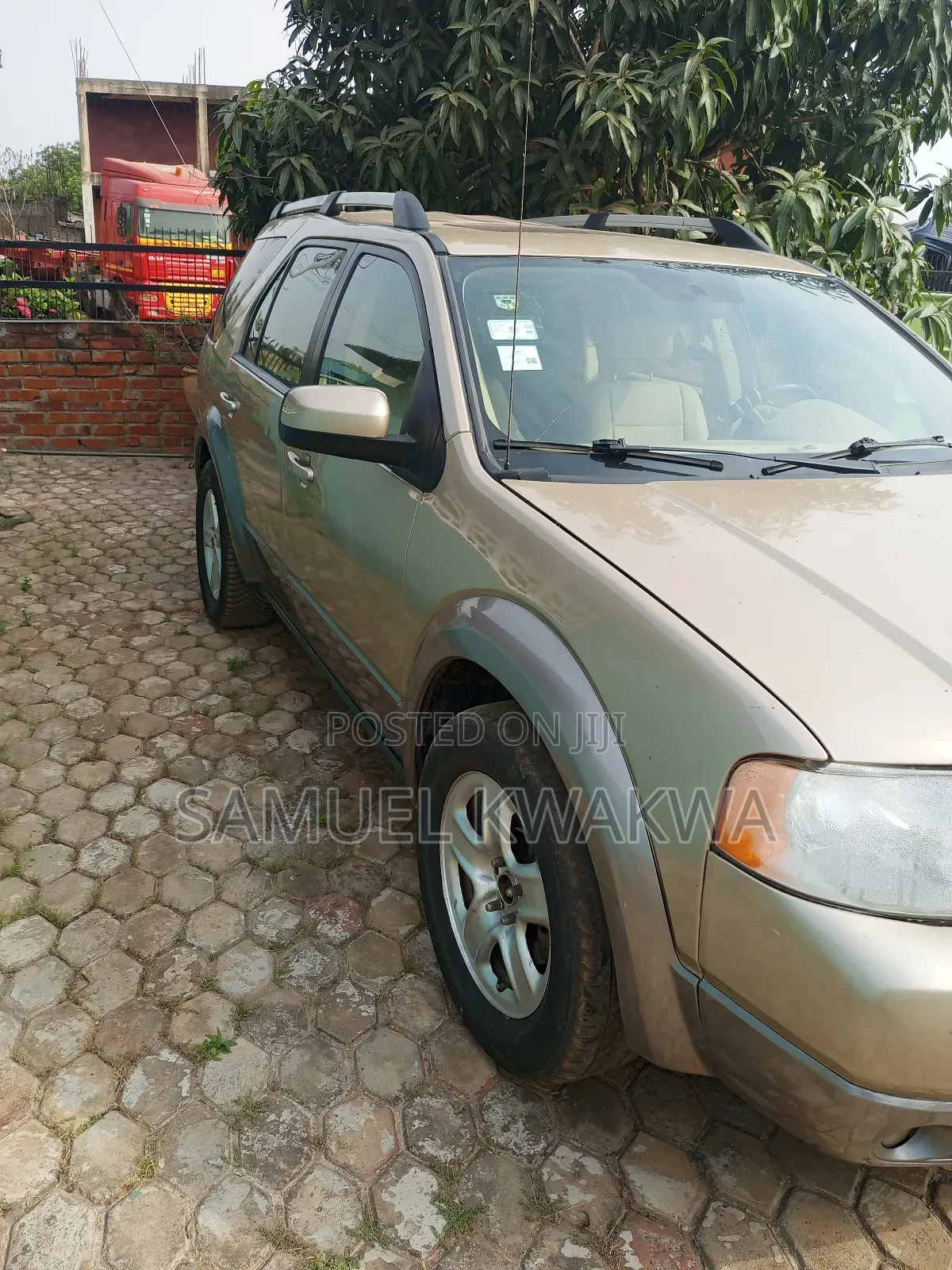 Ford Fiesta 2005 Maroon