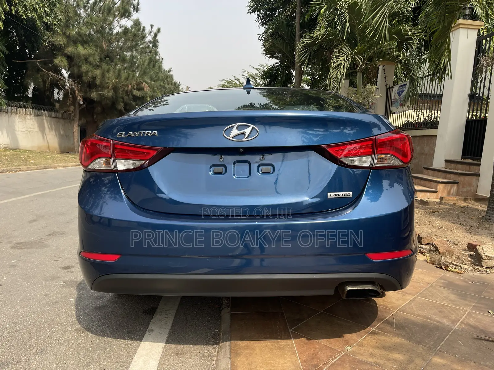 Hyundai Elantra Limited 4dr Sedan (1.8L 4cyl 6A) 2015 Blue