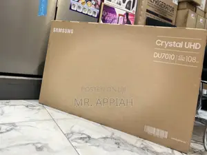 Sealed in Box Samsung 43du7172 43” Crystal Uhd Smart Tv(Black) 