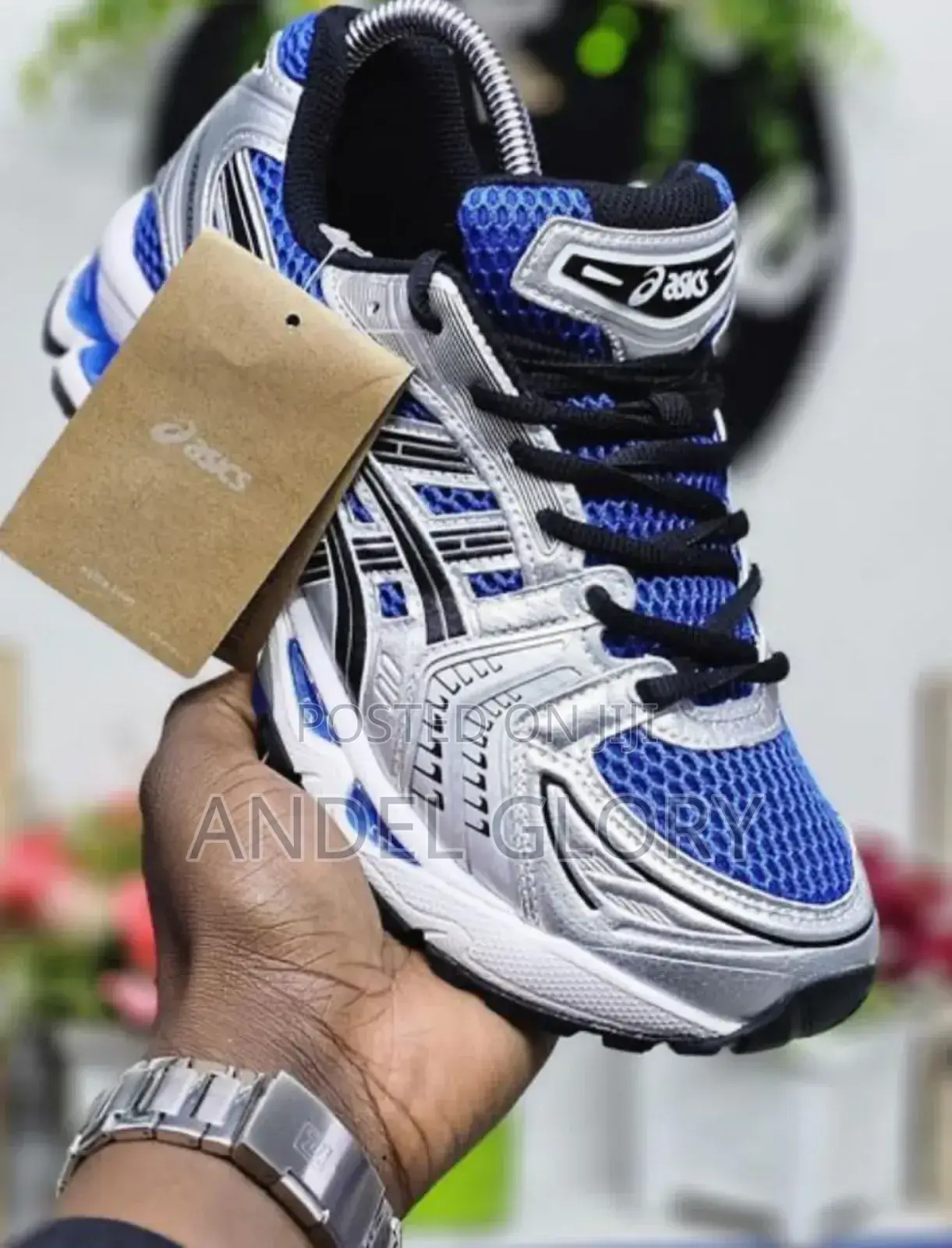 Original Asics Sneakers