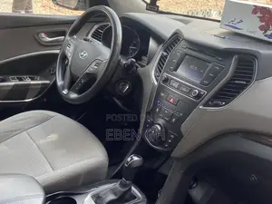 Hyundai Santa Fe Limited AWD 2017 Silver