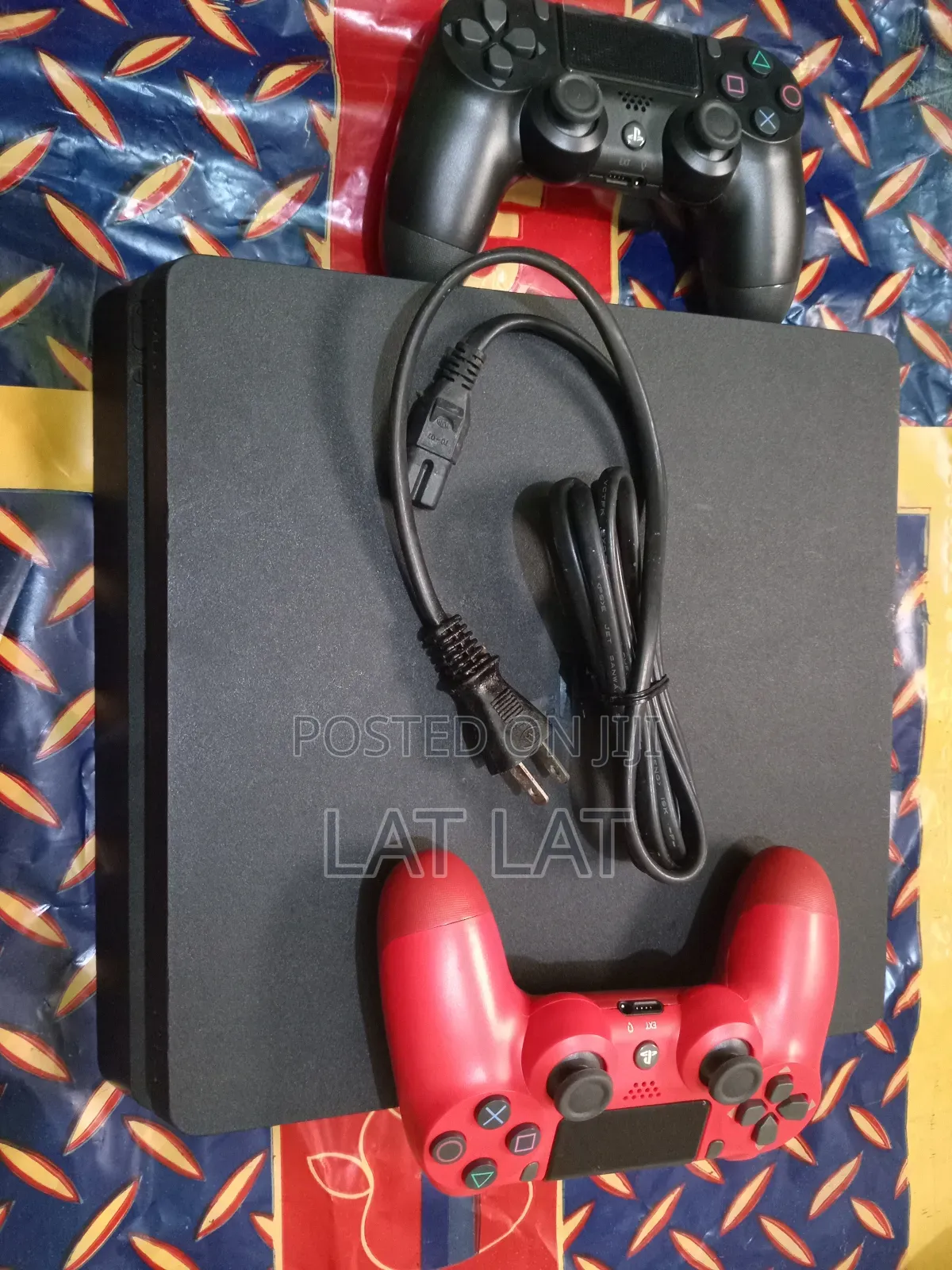 Ps4 With 16 Games Plus 2 Controllers