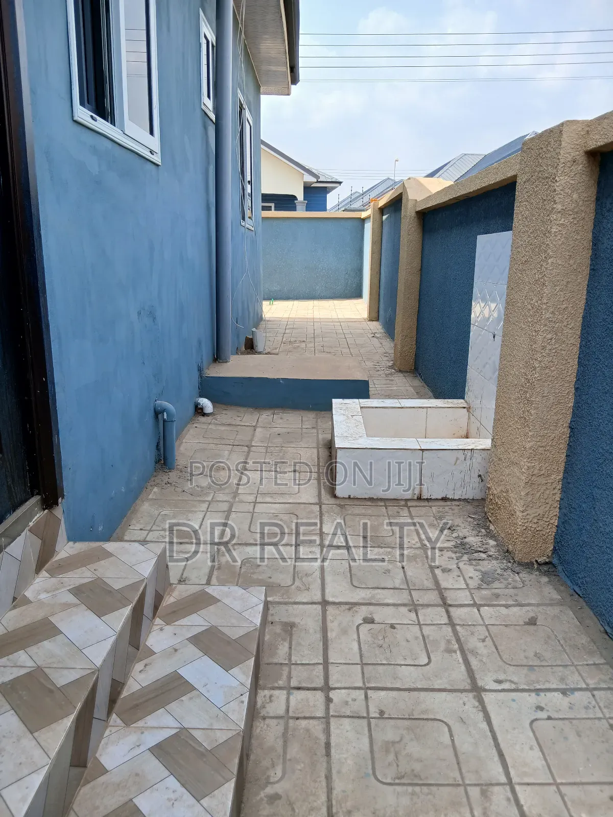 2bdrm House in Adom Estate, Community 25 for rent