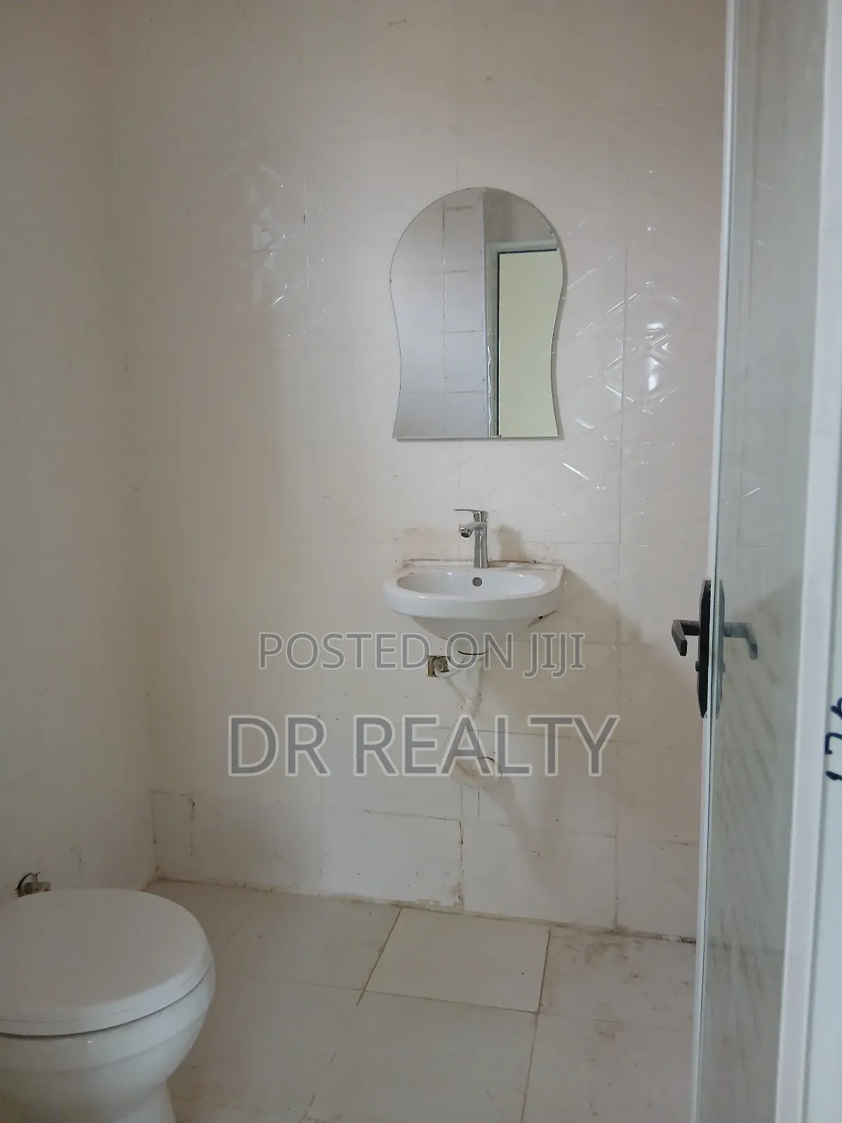 2bdrm House in Adom Estate, Community 25 for rent