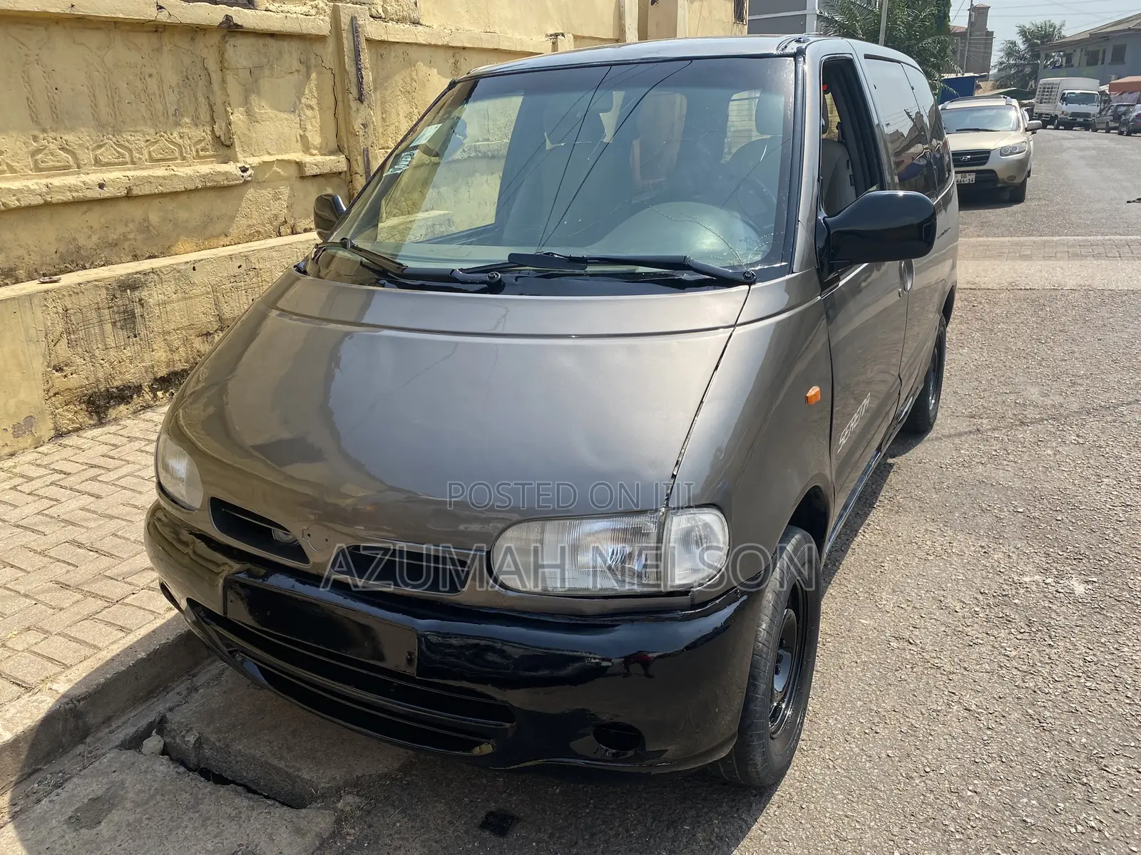 Nissan Serena 2000 Gray