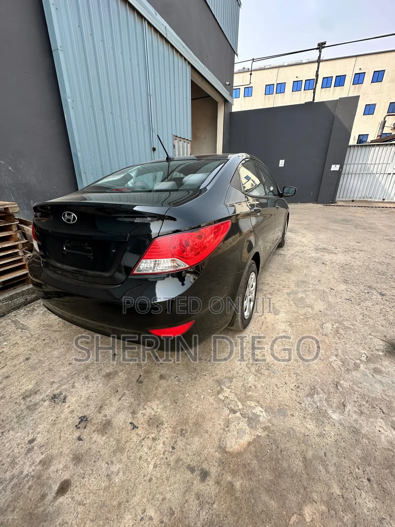 Hyundai Accent GLS 2013 Black