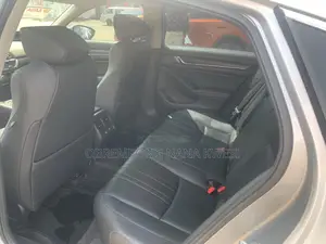 Honda Accord Touring 2.0T 2022 Silver