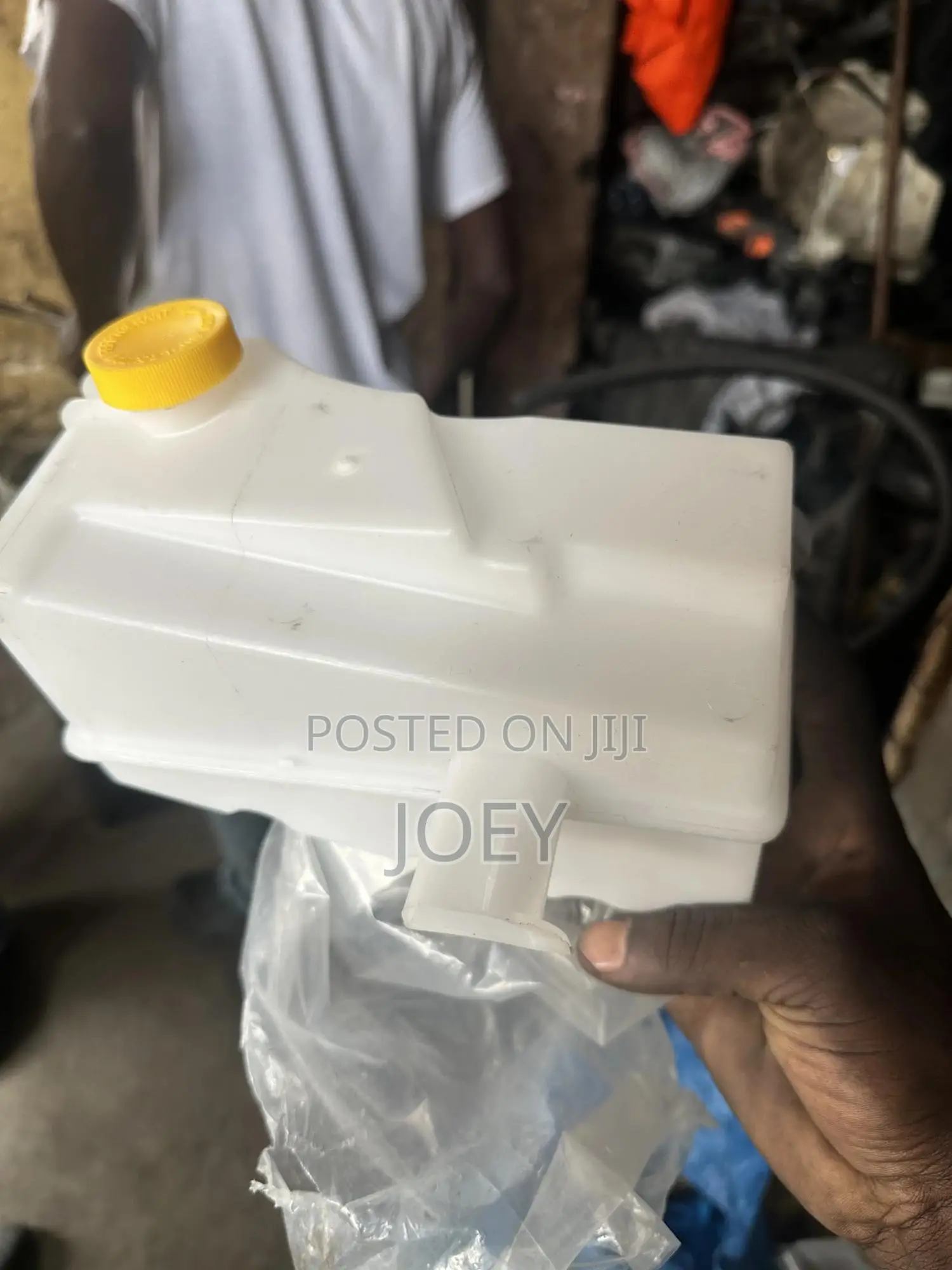 Nissan Rogue Reservoir Bottle