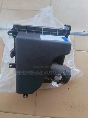 Toyota Rav 4 19 - 23 Air Cleaner Box