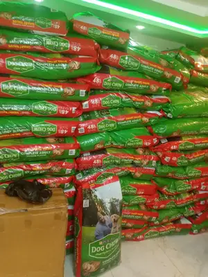Purina Dog Chow(Complete Adult)(Chicken Flavor)