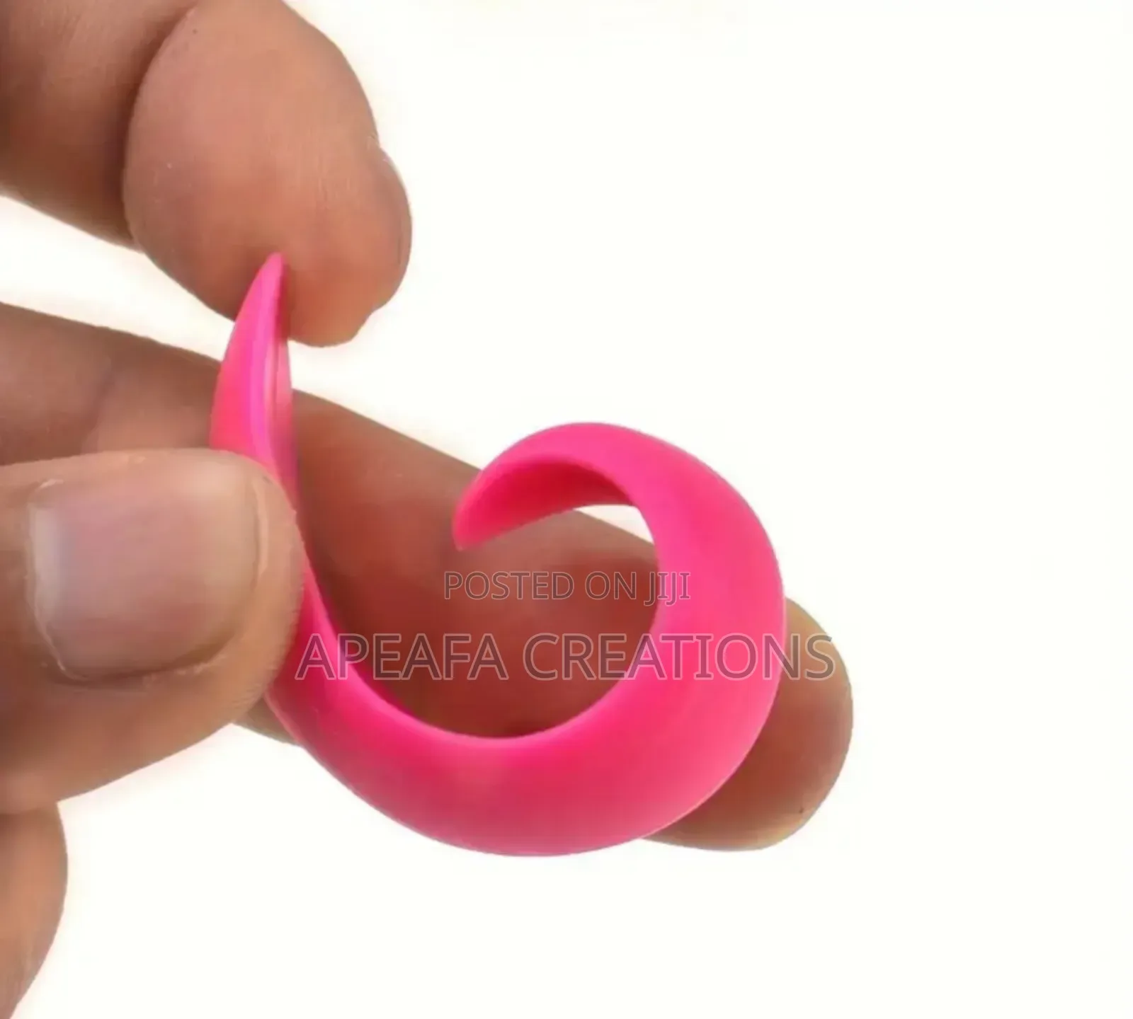 Ergonomic Yarn Guided Ring