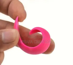 Ergonomic Yarn Guided Ring