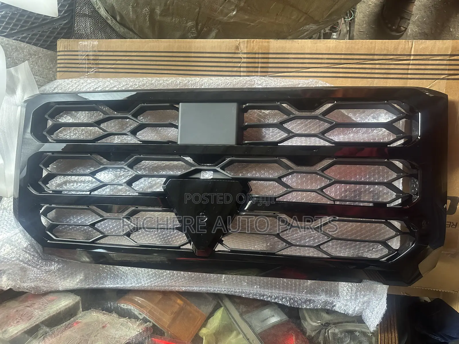 Mitsubishi L200 2023 2024 2025 Front Shells Grille