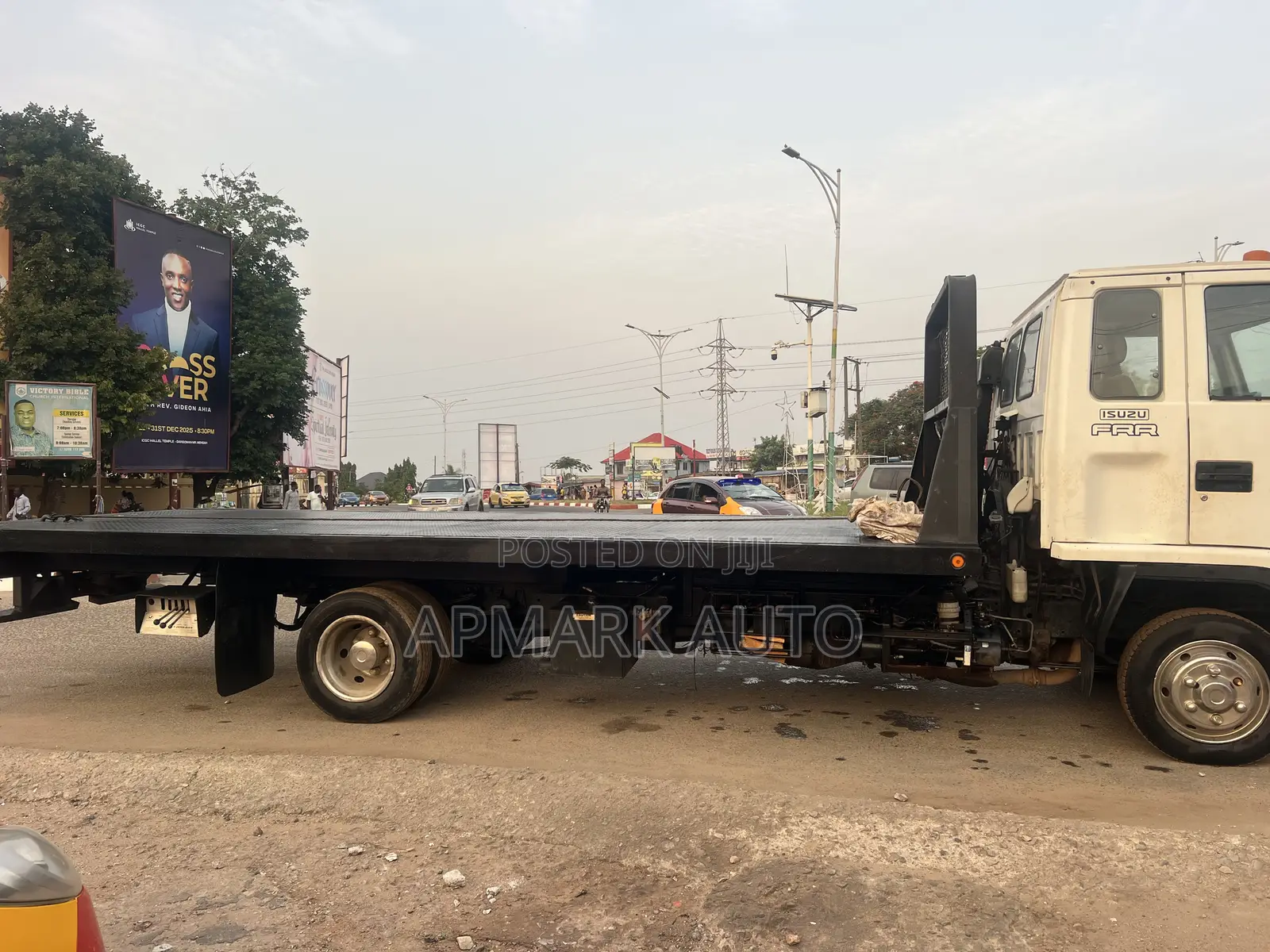 Tow Truck Flat Bed Automatic 2007