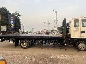 Tow Truck Flat Bed Automatic 2007