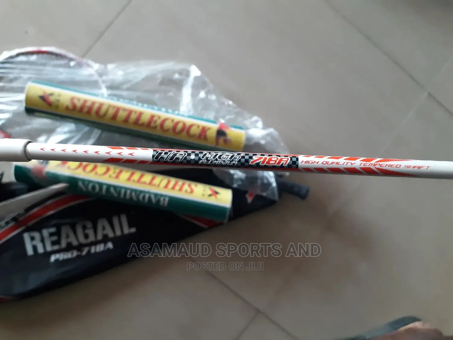Original BADMINTON Net, RACKET and Ball at Cool Price