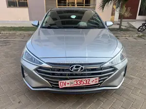 Hyundai Elantra SE 2020 Silver
