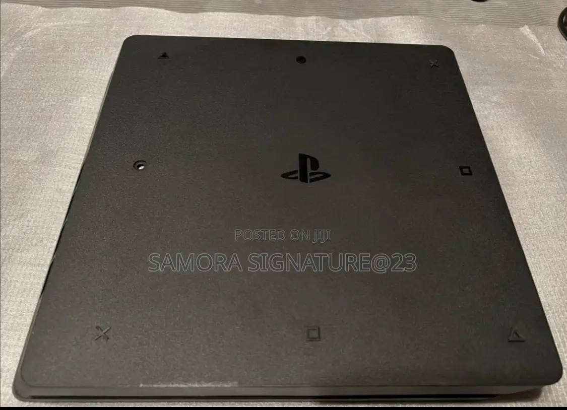 Playstation 4 Slim 1tb