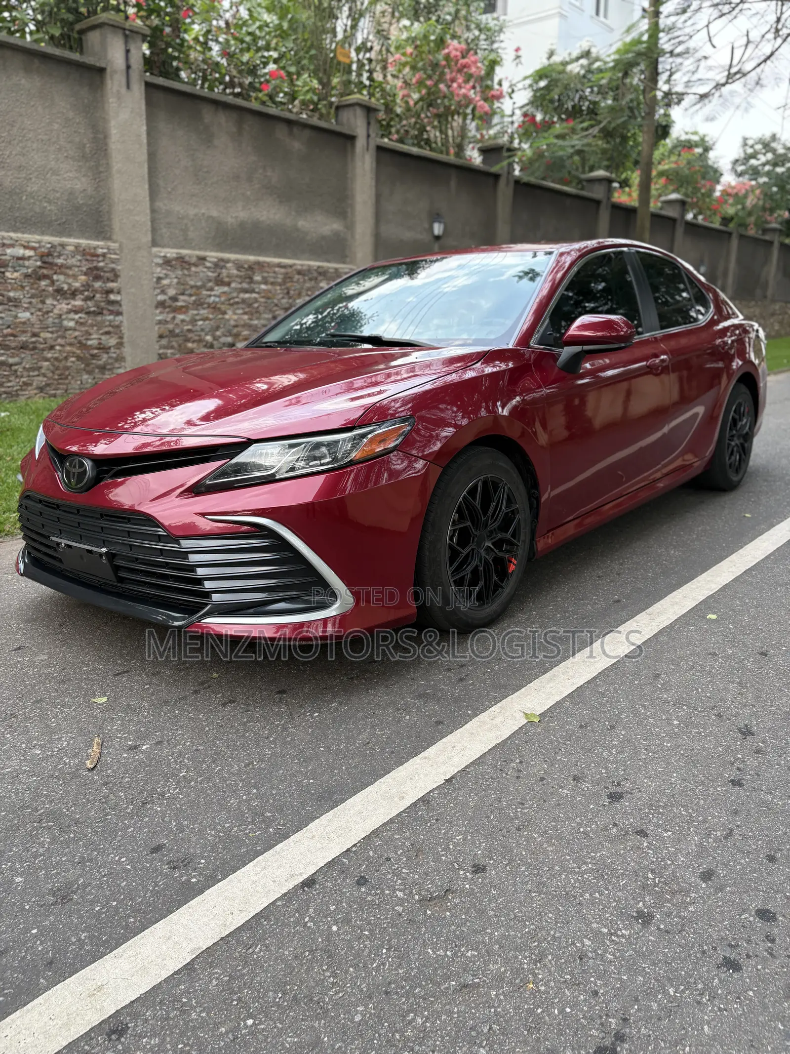 Toyota Camry LE FWD 2020 Burgundy