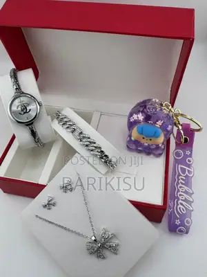 Jewelry Set and Key Holder for Val’S
