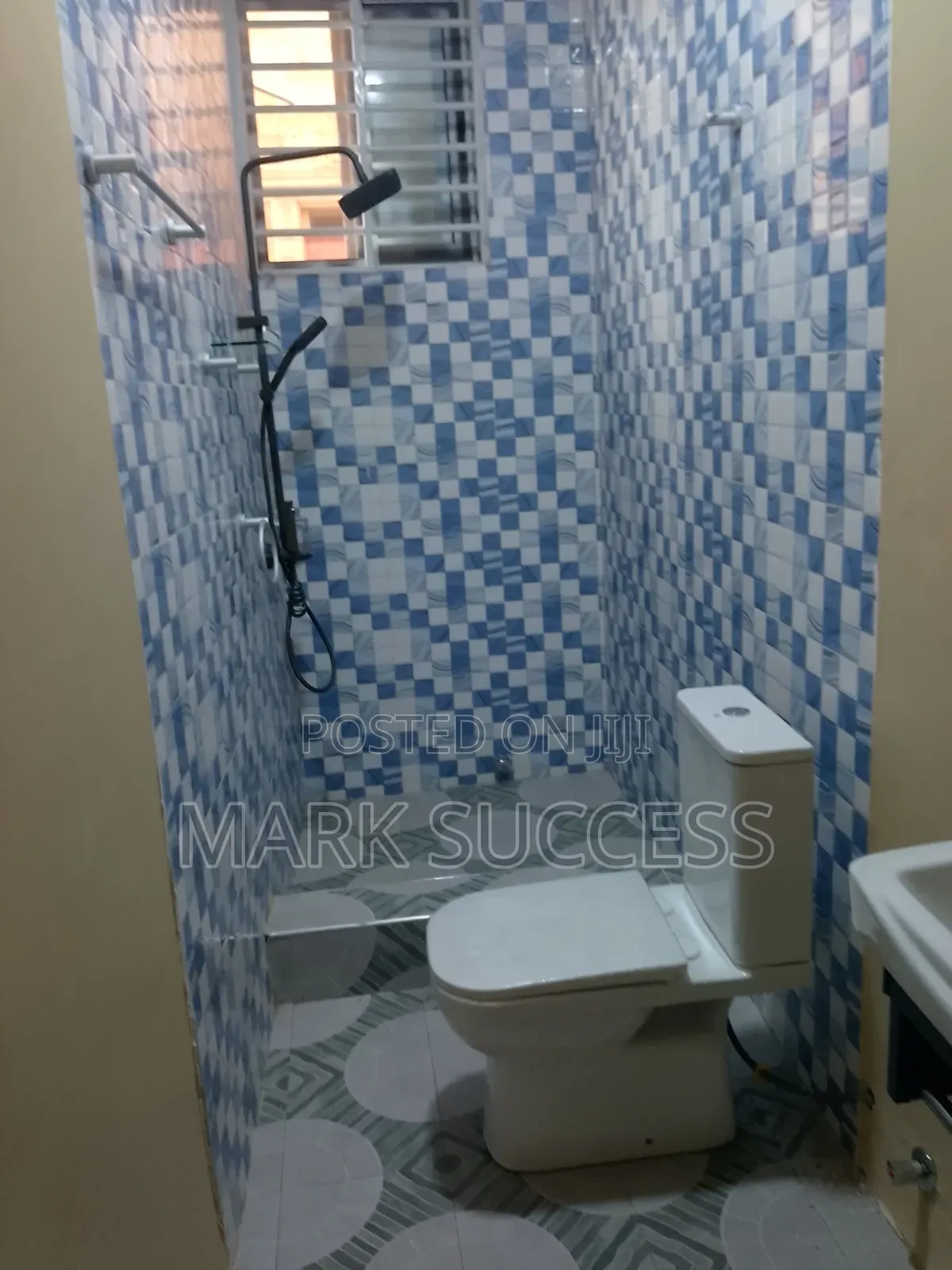 1bdrm Apartment in Toll Booth for rent