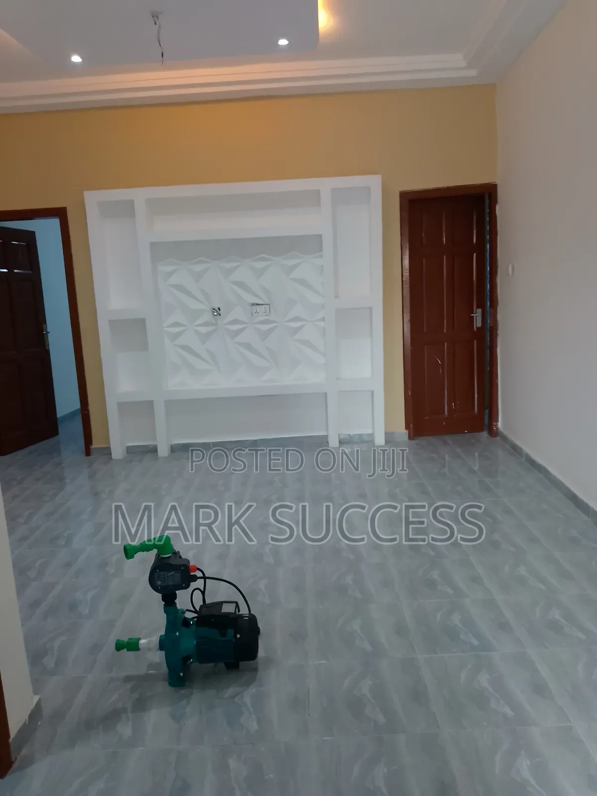 1bdrm Apartment in Toll Booth for rent