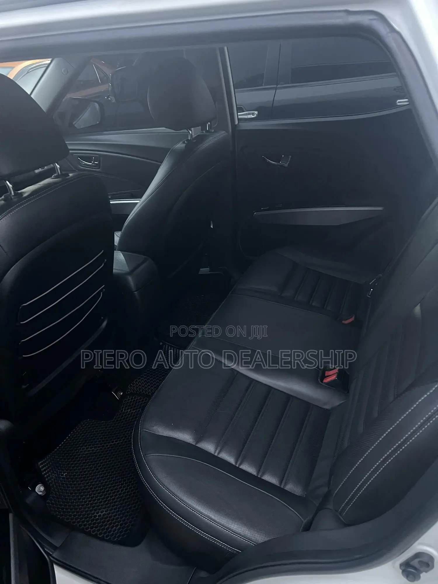 SsangYong Kyron 2017 White