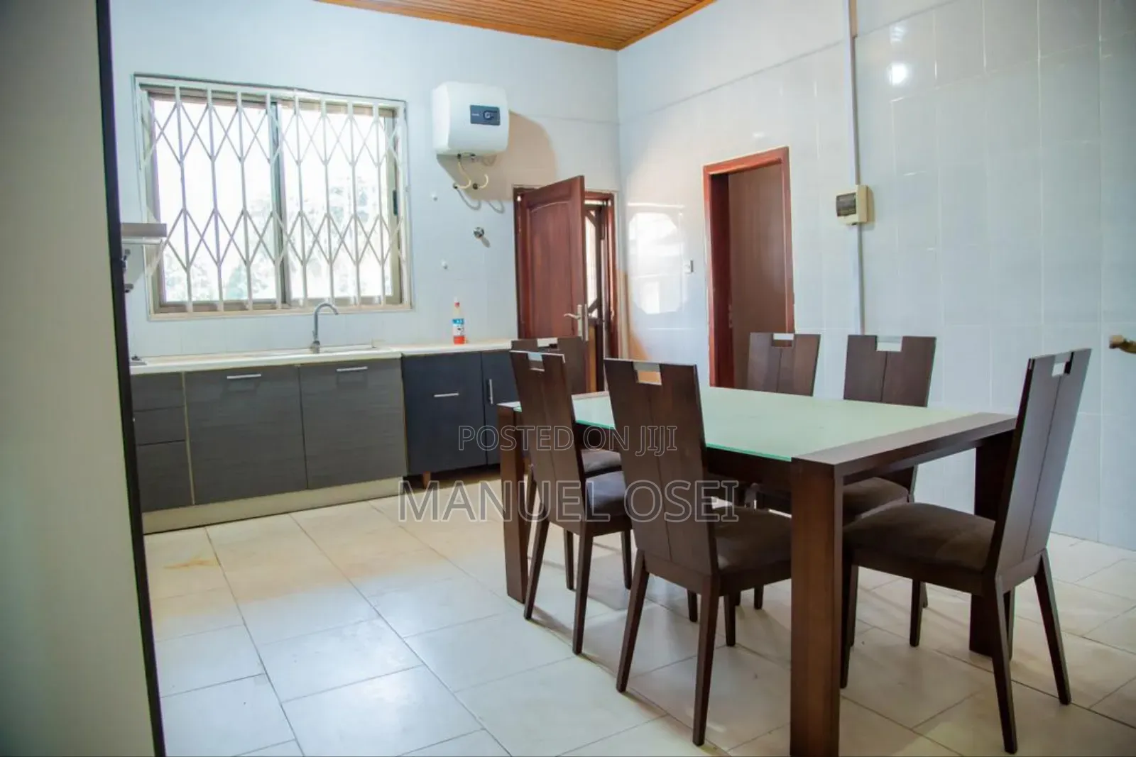 5 Bedroom Apartment