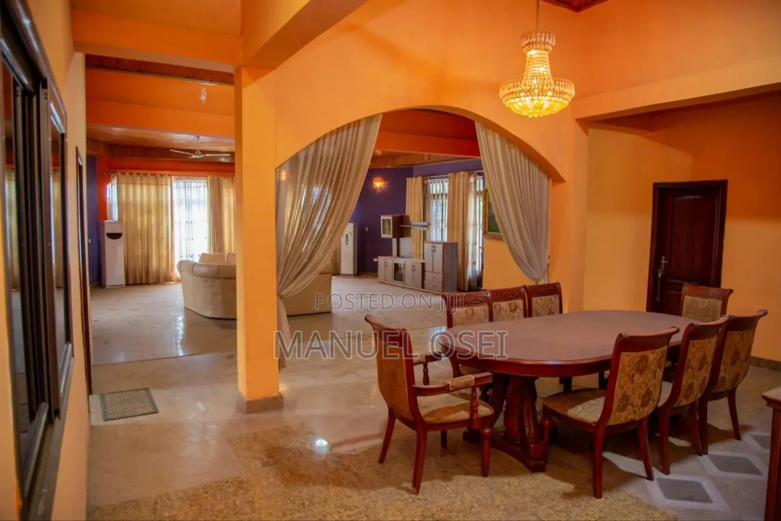5 Bedroom Apartment