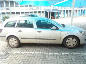 Opel Astra 1.3 CDTi Automatic 2006 Gray