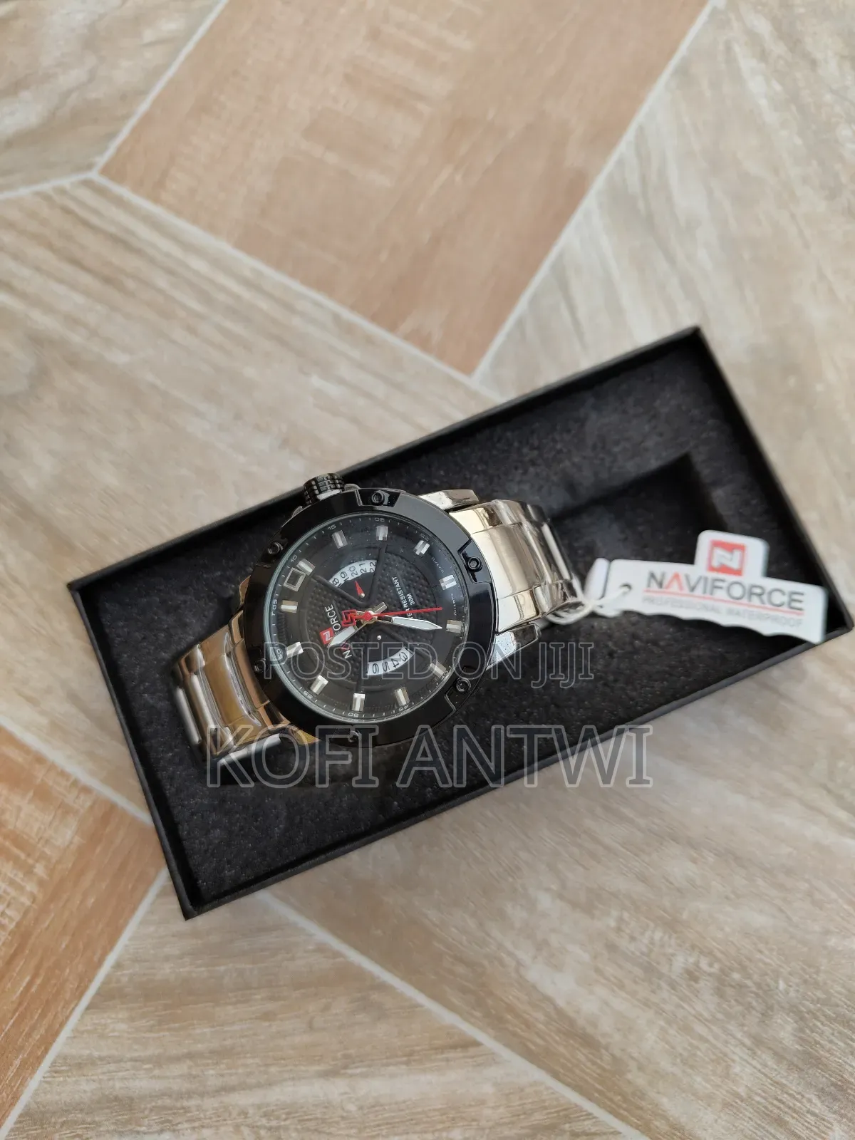 Naviforce Hybrid Watch