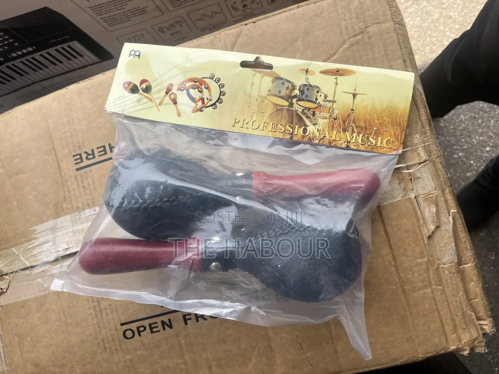 Maracas (Black)
