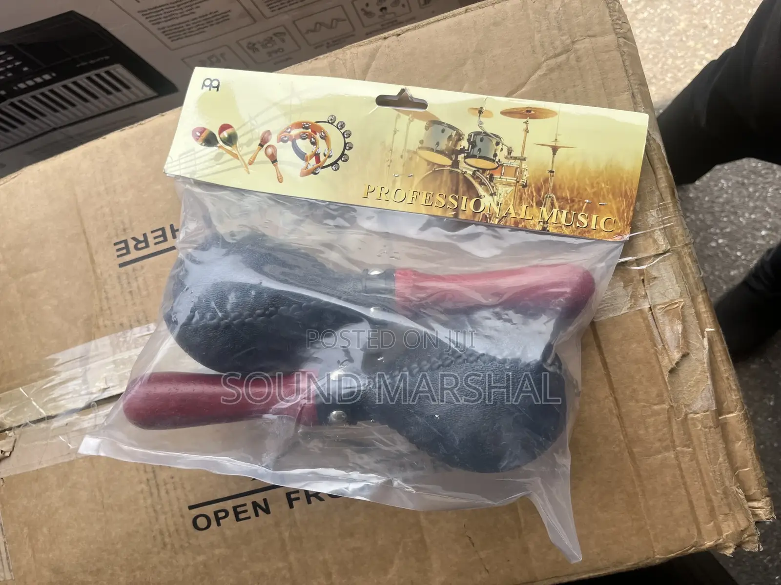 Maracas (Black)