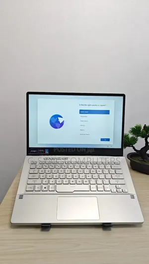 Laptop Asus ROG Zephyrus G14 16GB AMD Ryzen 9 SSD 1T