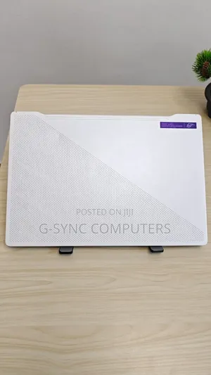 Laptop Asus ROG Zephyrus G14 16GB AMD Ryzen 9 SSD 1T