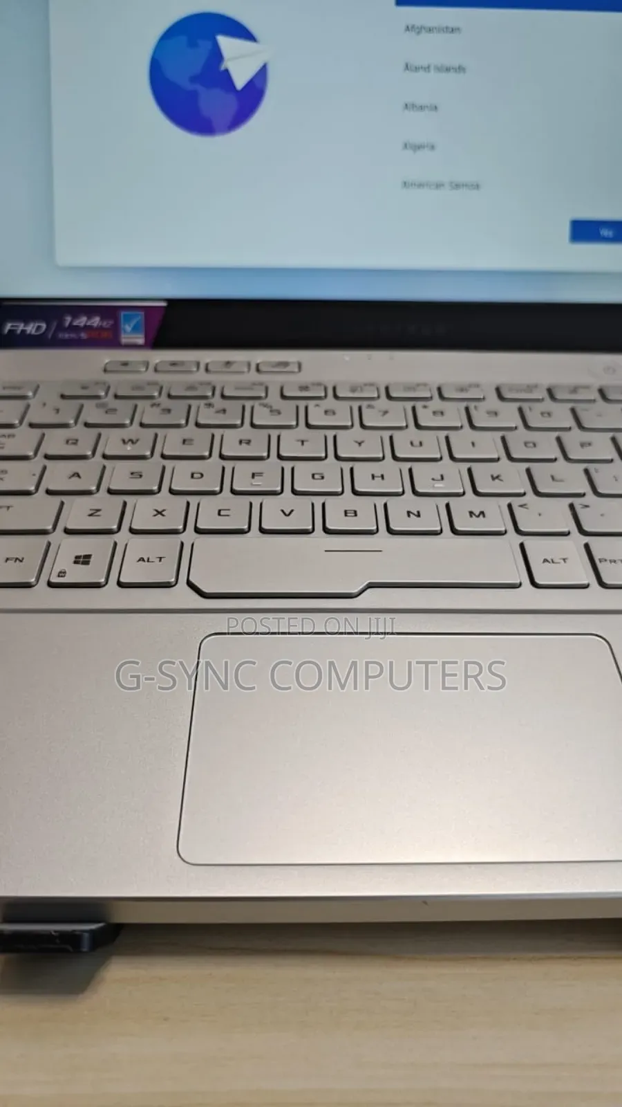 Laptop Asus ROG Zephyrus G14 16GB AMD Ryzen 9 SSD 1T