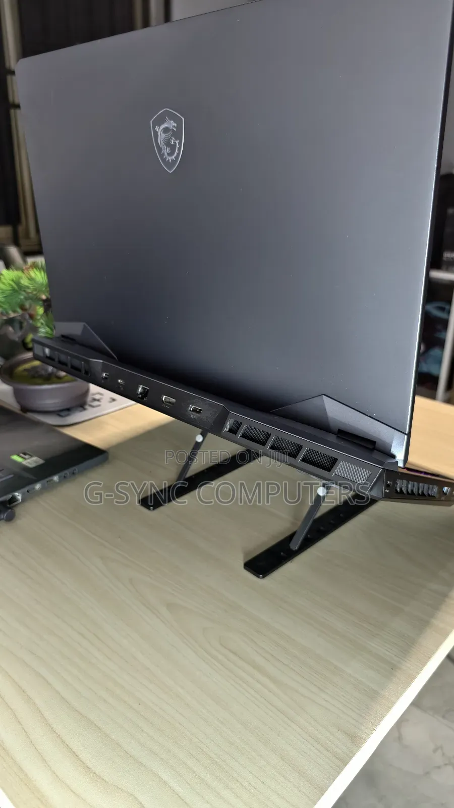 Laptop MSI Raider GE76 12UGS 32GB Intel Core I7 SSD 1T