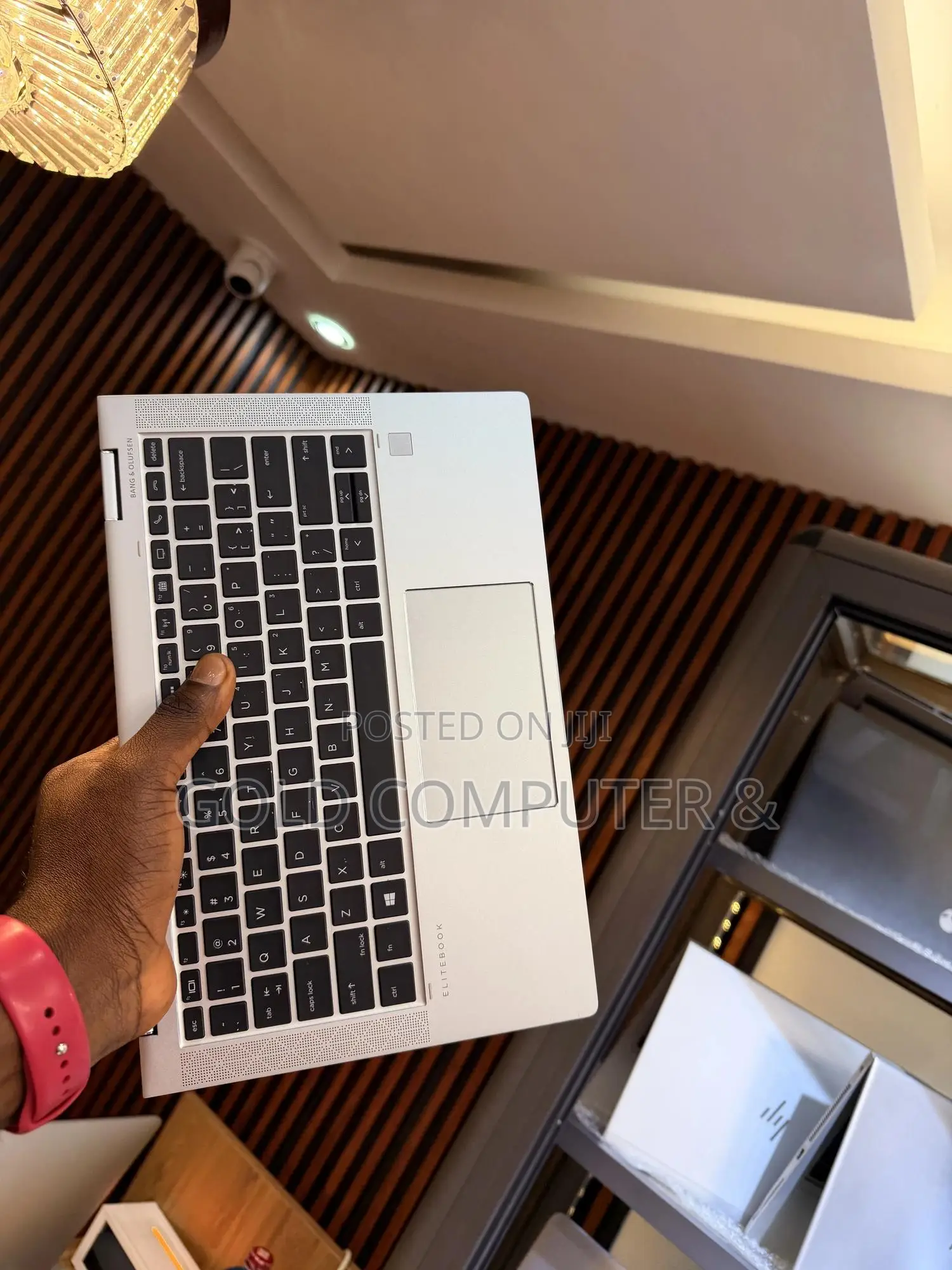 Laptop HP EliteBook x360 1030 G4 16GB Intel Core i5 SSD 256GB