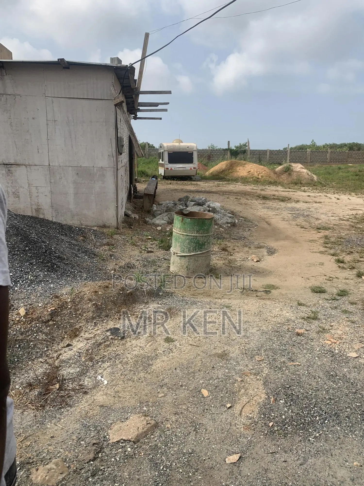 2plots of Land for Sale in Community 12 Tema