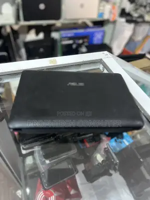 Laptop Asus 2GB Intel Atom HDD 160GB