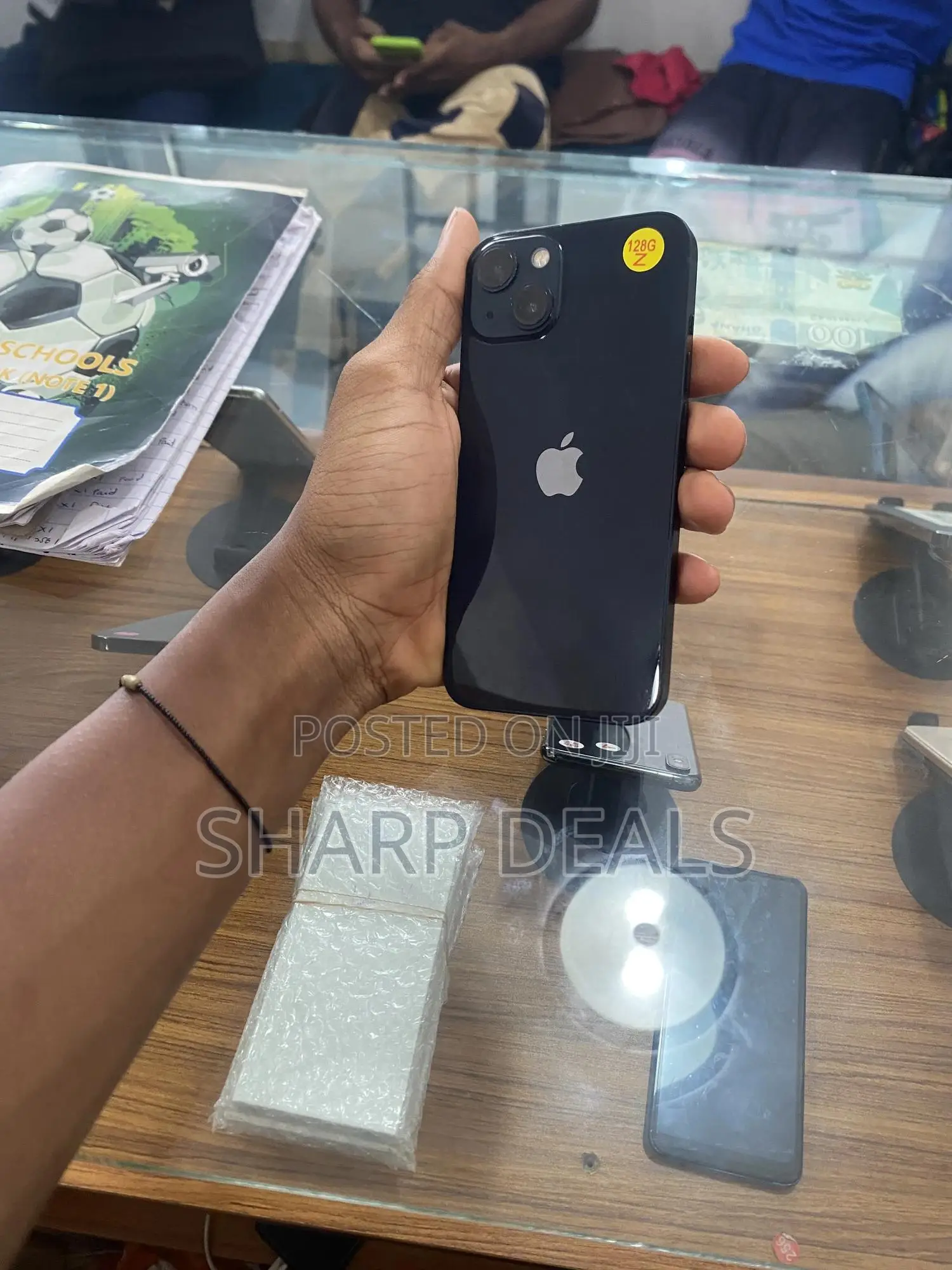 New Apple iPhone 13 128 GB Blue