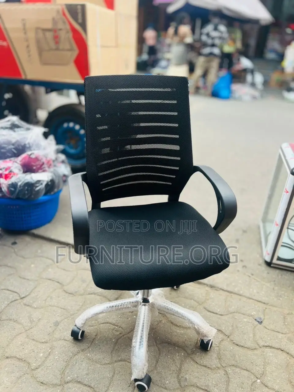 Black Mesh Back Office Chair