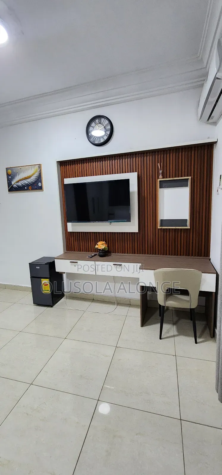 Furnished 6bdrm House in Boundary Road, East Legon for rent