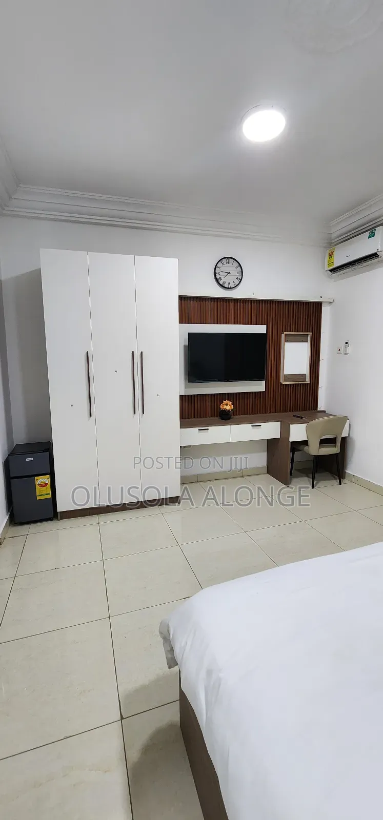 Furnished 6bdrm House in Boundary Road, East Legon for rent